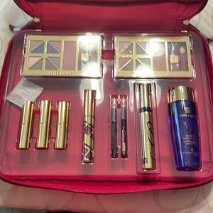 Estée Lauder Complete Make set.  All items are new and have not been used.